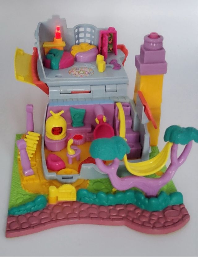 Polly Pocket - Light up Kitty House (1994)