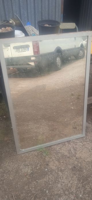 Espejo rectangular plateado