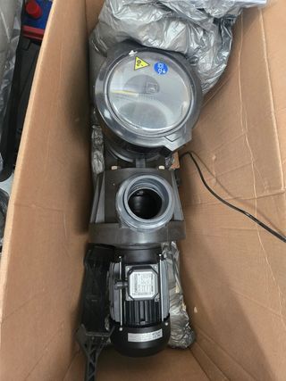 Bomba AstralPool MAXIM - Piscina