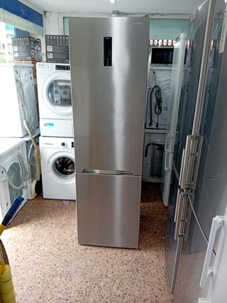 Nevera Sharp Inox 2m - Garantía