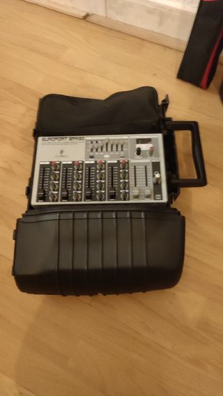Altavoces Portátil Behringer EPA150