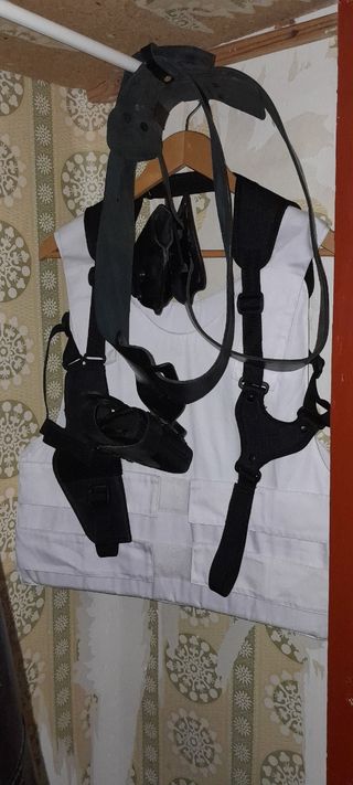 Chaleco antibalas militar blanco