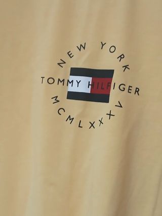 Camiseta Tommy Hilfiger Amarilla M