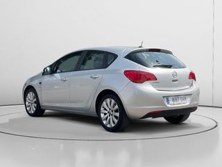 Opel Astra Enjoy