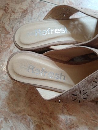 Sandalias de piel  REFRESH marrones - talla 39
