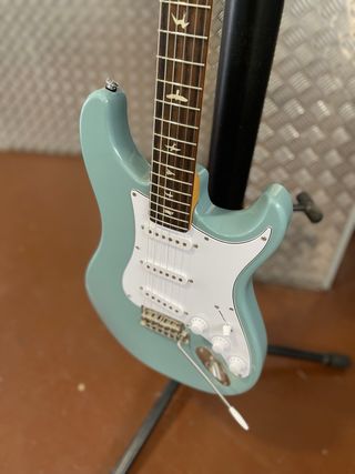 Guitarra PRS SE Silver Sky John Mayer Signature