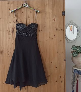 Abito nero décolleté Artigli