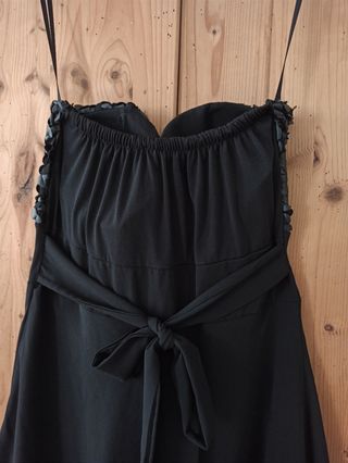 Abito nero décolleté Artigli