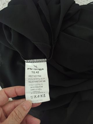 Abito nero décolleté Artigli