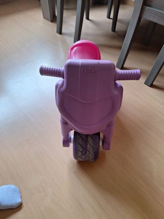 Moto correpasillos infantil