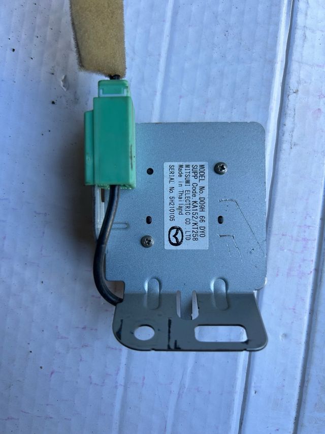 Antena Mazda CX3 DO9H-66