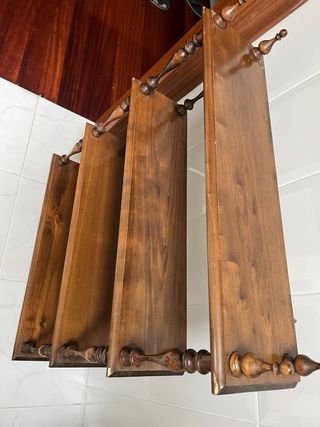 Estantería de madera marrón- 4 baldas