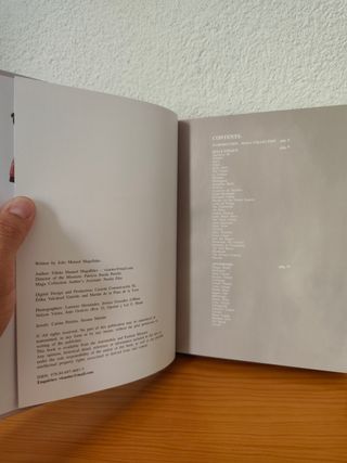 Libro THE SHOW Must Go On