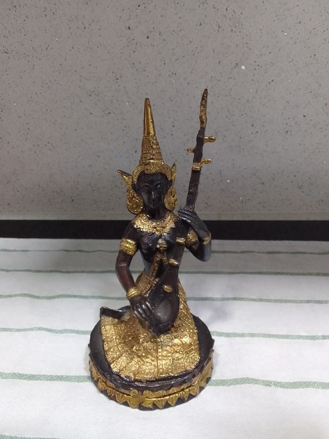 FIGURAS DE METAL ANTIGUAS