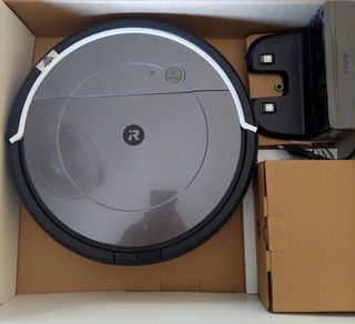 Robot aspira e lavapavimenti