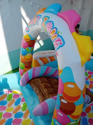 Piscina inflable Candy Zone