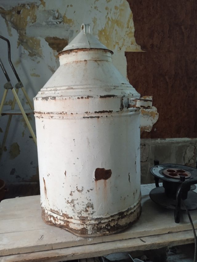 Antigua Aceitera Metálica