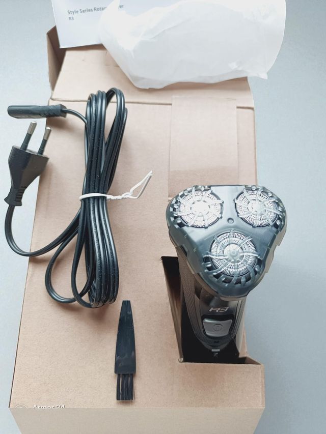 Remington R3Style - Afeitadora rotativa