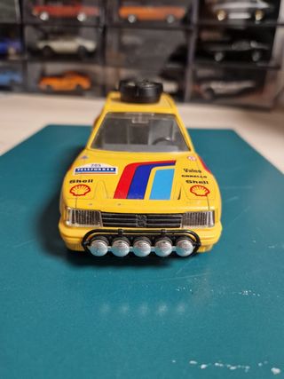 Peugeot 205 Turbo 1:25 Escala