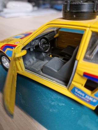 Peugeot 205 Turbo 1:25 Escala