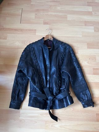 Chaqueta negra vintage