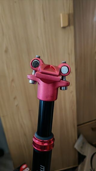 Tija sillín suspensión MTB