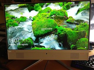 Lenovo IdeaCentre AIO - Blanco