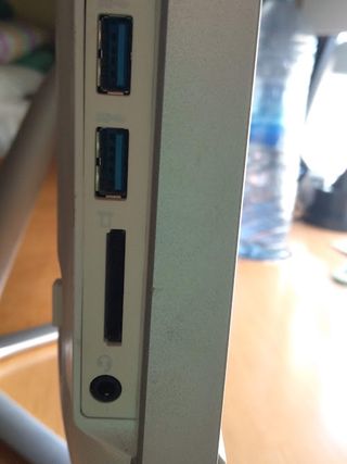 Lenovo IdeaCentre AIO - Blanco