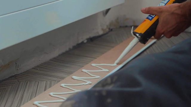 Recarga de masilla de pegado y sellado, 300 ml