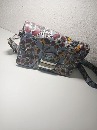 Bolso Parfois Bandolera Floral