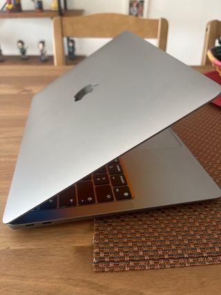 MacBook Air M1 2020 Plata