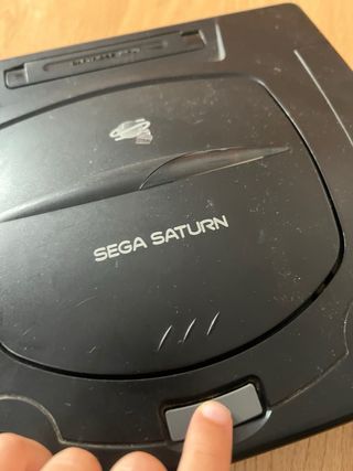 Sega Saturn consola negra