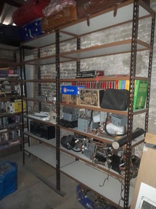 Estanterías Mecalux color marrón