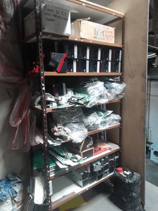 Estanterías Mecalux color marrón