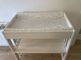Cambiador bebé IKEA blanco
