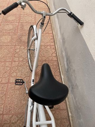 Bicicleta paseo Monty blanca