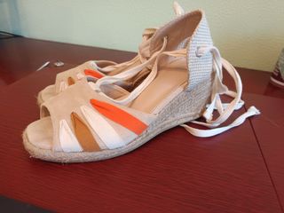 Sandalias cuña esparto beige-naranja
