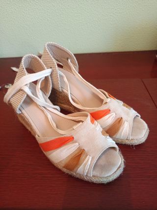 Sandalias cuña esparto beige-naranja