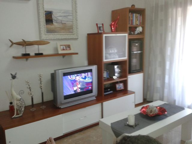 Mueble salón madera blanco-marrón