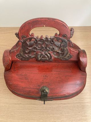 Caja decorativa.
