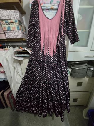 Vestido gitana morado y lunares color maquillaje