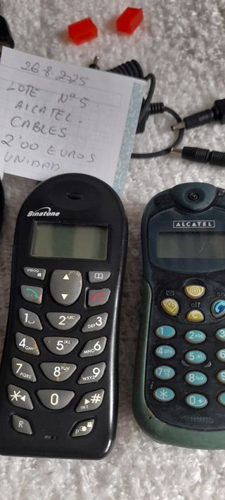 Teléfono Alcatel antiguo