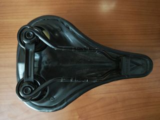 Sella bicicletta marca Bassano Selle nero
