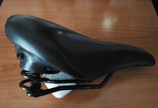 Sella bicicletta marca Bassano Selle nero