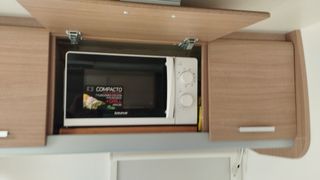 Caravana interior acogedora