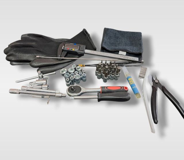 Set Chiavi Meccaniche 28pz + accessori vari