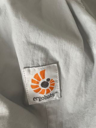 Ergobaby Portabebés Gris Claro
