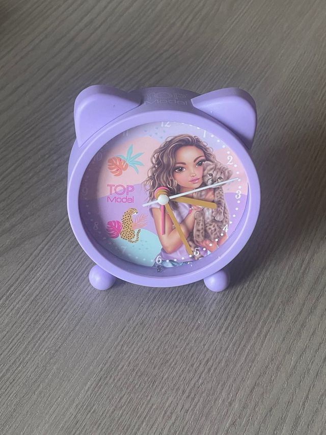 Reloj TopModel - Despertador Morado