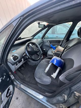 Citroën Xsara Picasso 1.6 - Despiece