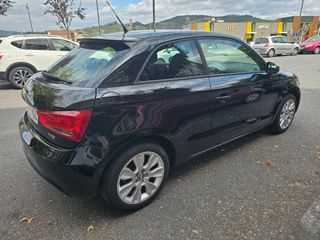 Audi A1 AVERIADO